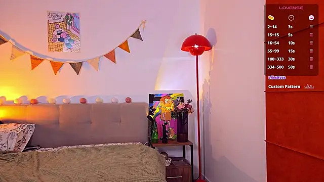come_in_bed webcam