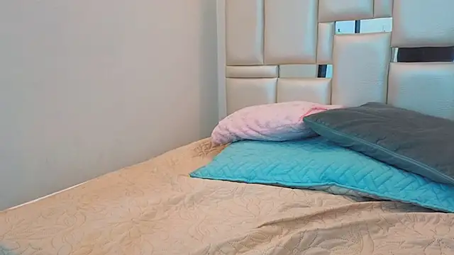 karol_lopez_ webcam