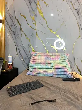 Tinakitten webcam