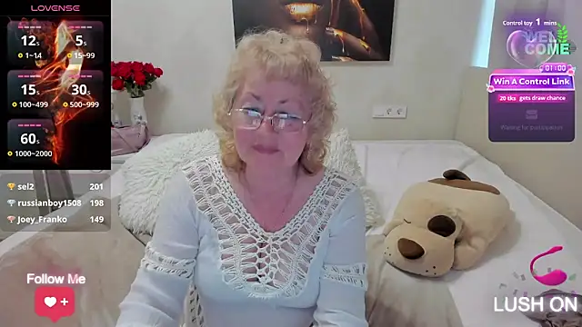 laylaroma live cam on StripChat