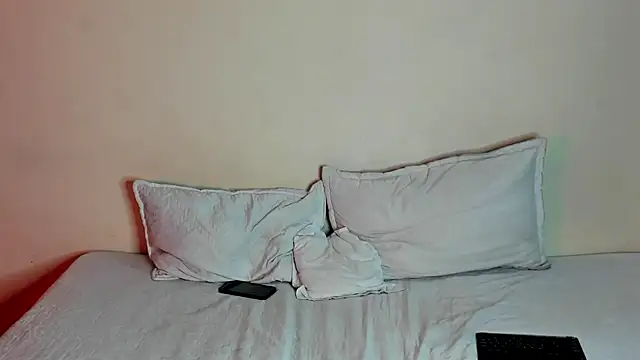 Alice_fox__- live cam on StripChat