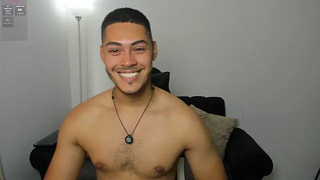 Iamdylan777 live cam on StripChat