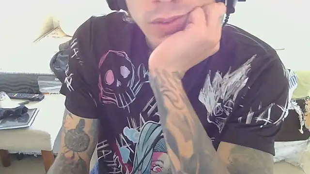 smokingink live cam on StripChat