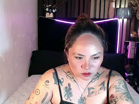 EstellaStarXxx live cam on StripChat