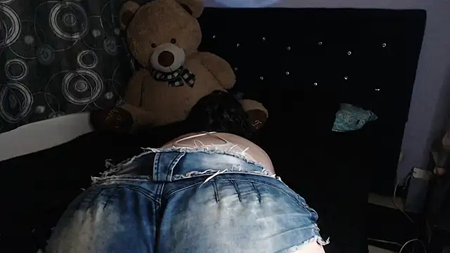 ANGELIQUE_KLANE live cam on StripChat
