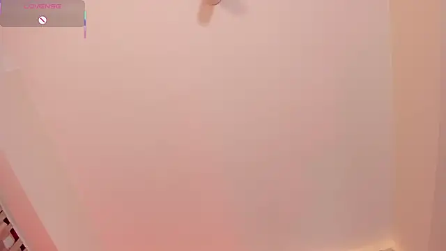 nicolle_pierce webcam