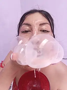 camila_hot_05 - Camila_hot_05's free webcam - UK Sex Cams