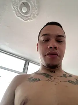 AlphaMasterXxx webcam