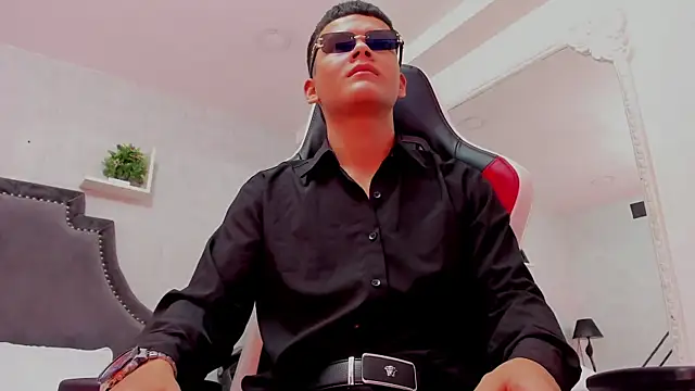 DylanRoyce_ webcam