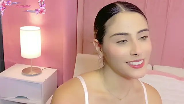 MoollyLove webcam