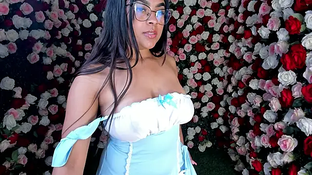 Mindy_Claker webcam
