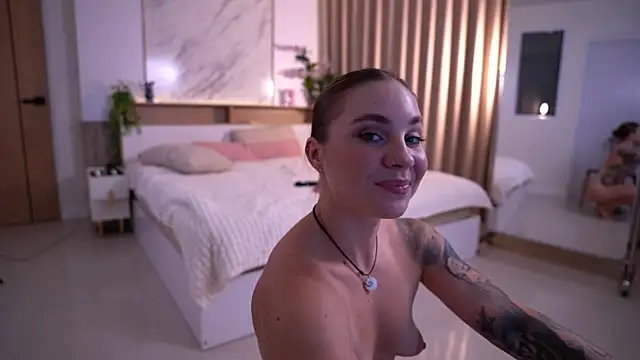 Cute_Foxy@xh webcam