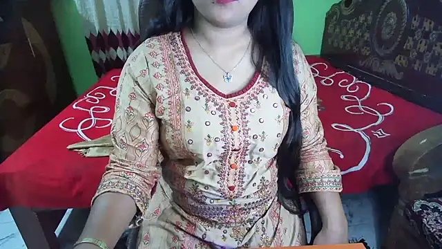 BengaliQueenStar webcam