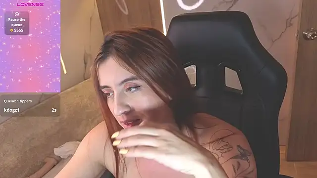 andrea_tasty_tf webcam