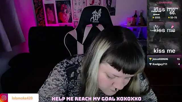 Bdsm_and_fries webcam