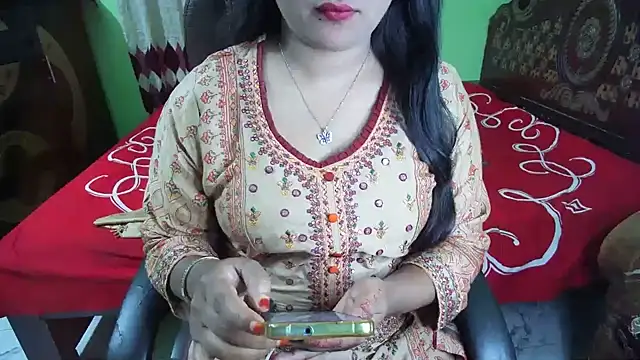 BengaliQueenStar webcam