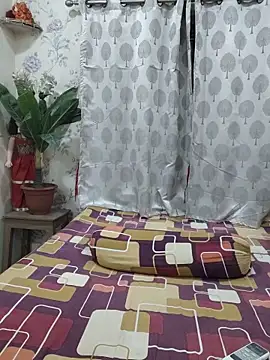 Cute-richa1 webcam