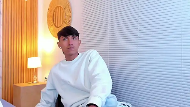 myke_tucker webcam