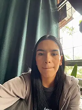 Melissa_Rendon live cam on StripChat