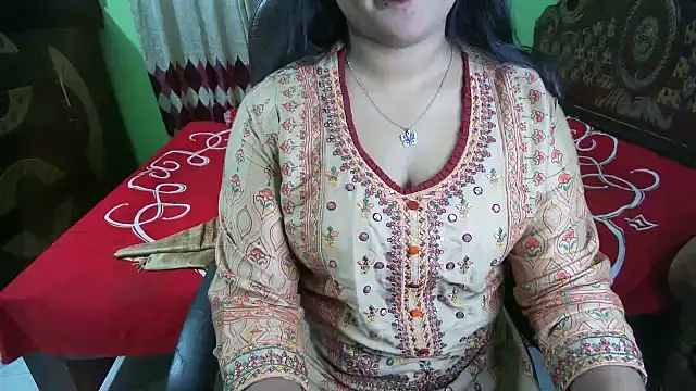 BengaliQueenStar webcam
