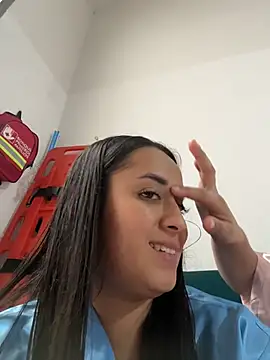 Antonella_Julieta webcam