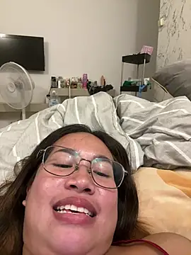 Ponthip webcam