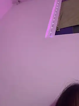 Lov3lily webcam