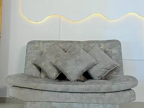 ArohomLester_ webcam