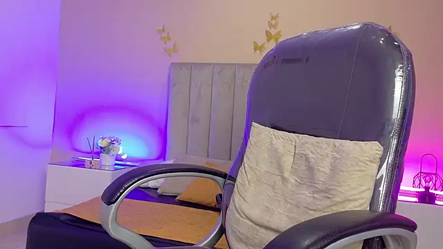 Nascary_Fox webcam