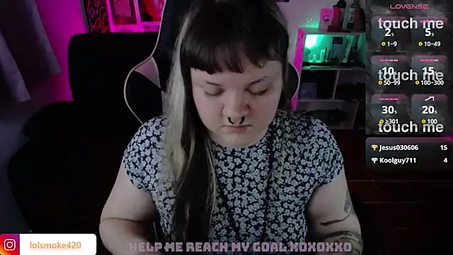Bdsm_and_fries live cam on StripChat