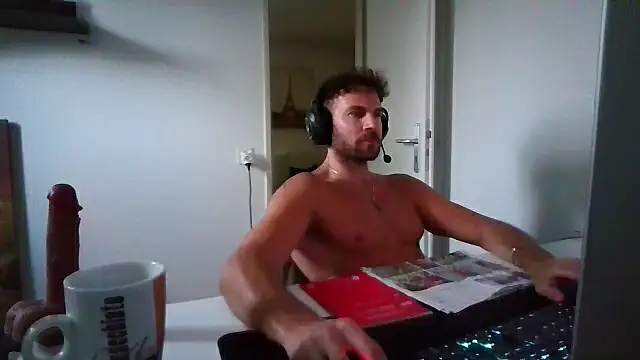 alpha-hunk webcam