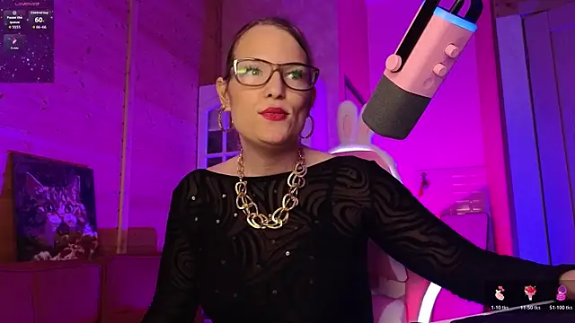 Lady_Shine live cam on StripChat