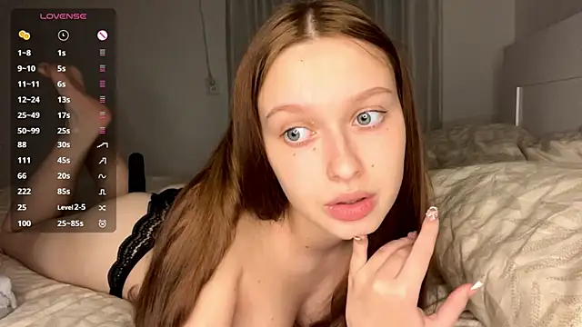 LoryMusetti live cam on StripChat