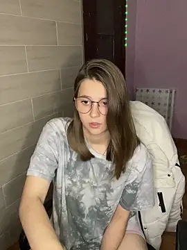 Blossom_Emily live cam on StripChat