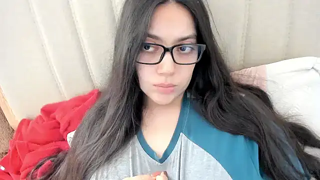 roniewester live cam on StripChat