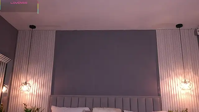 ValeryNova live cam on StripChat