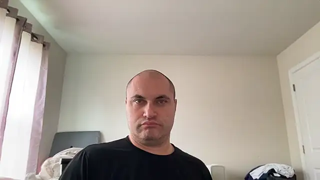 SluggishChase99 webcam