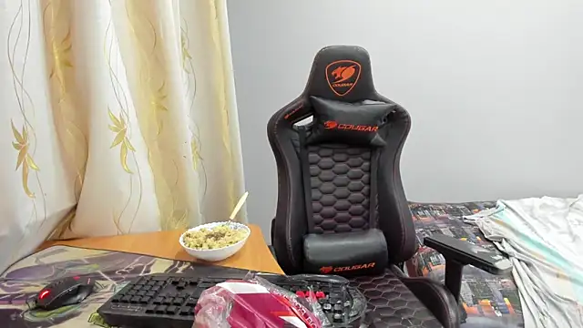 iliaskrislove webcam