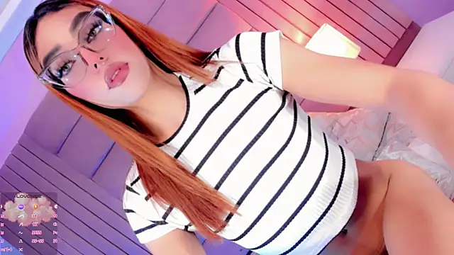 Camille_deluxe webcam