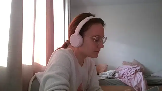 LuckySLove webcam
