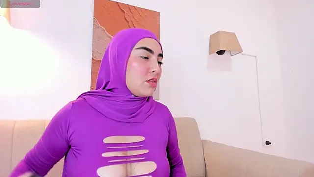 Malika_Noor webcam
