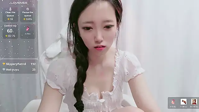 luckyuyu66 webcam
