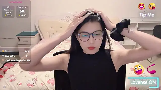 yangyang-234 live cam on StripChat