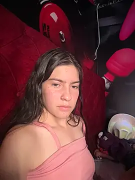 Stefany_LS live cam on StripChat