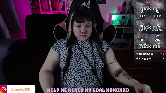 Bdsm_and_fries webcam