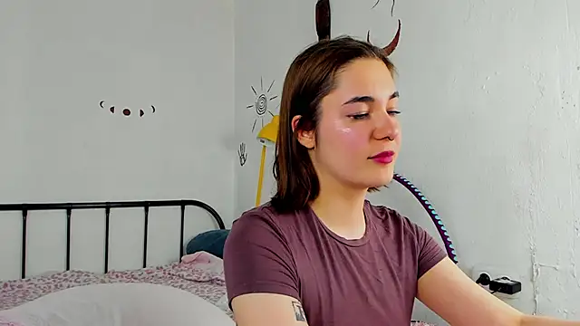 LiyaFly live cam on StripChat