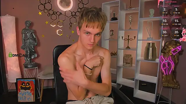 john_lik live cam on StripChat