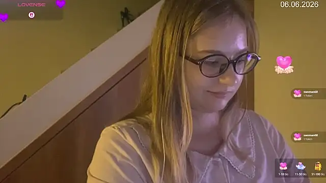 JacyWinslat live cam on StripChat