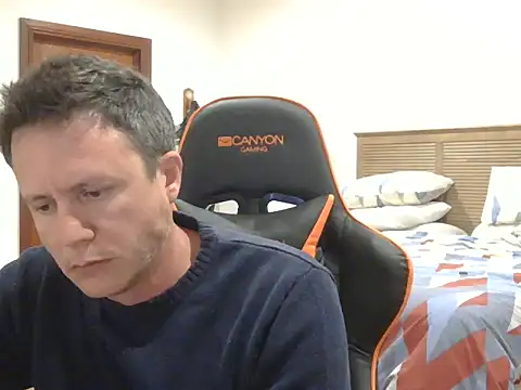 TroyDieselXXX webcam