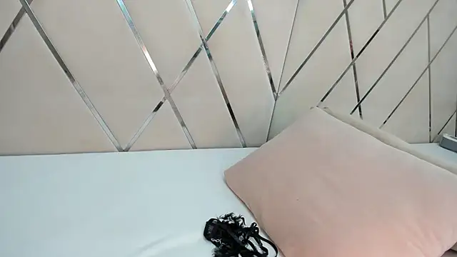 Fitraoray - Trans webcam sex chat